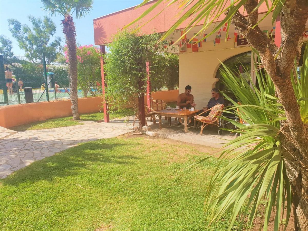 Appartamento Appt Piscines Tennis Plage Parking Roses